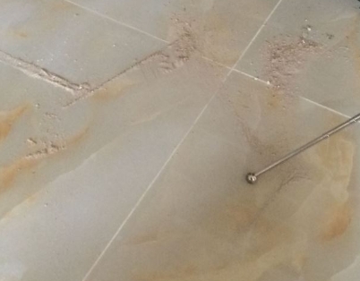 通辽市瓷砖空鼓维修公司分享粘合剂选择不当在瓷砖铺贴过程中可能导致以下问题
